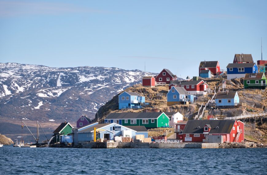 Approaching the colourful houses of Sarfannguit from the fjord