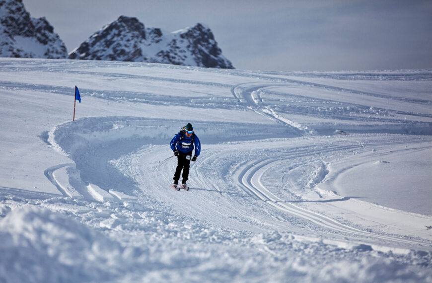 Solo competitor in the Arctic Circle Race in Sisimiut - West Greenland