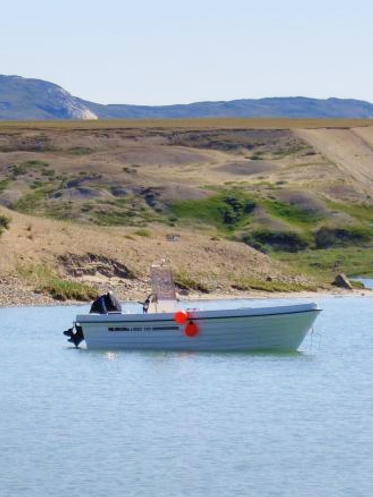 Transfer boat to Robinson River