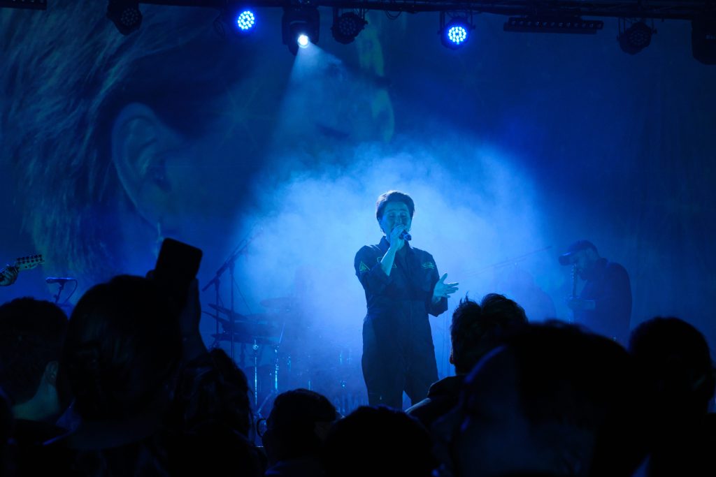 Kimmernaq performing on stage at the Sisimiut Festival